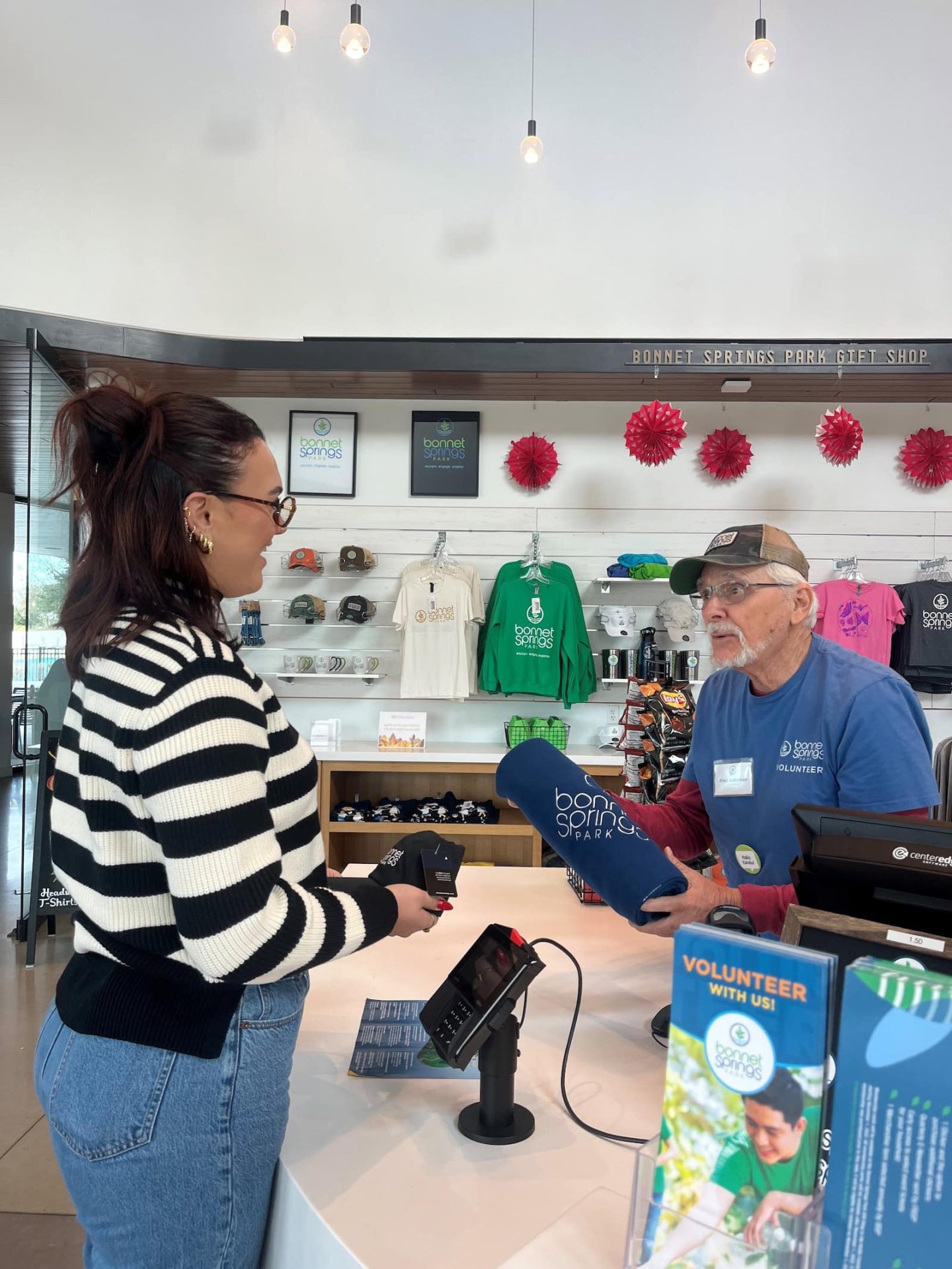 Welcome Center Gift Shop at Bonnet Springs Park